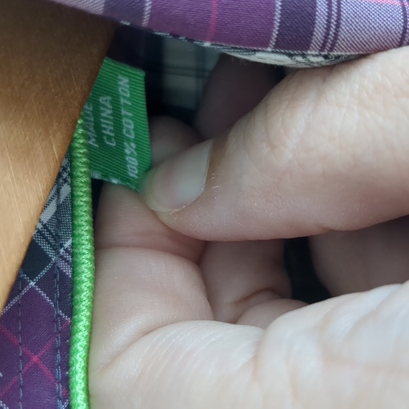 Forsyth of Canada Men's Long Sleeve Button Down Shirt. Size Medium. Plaid - Picture 4 of 11